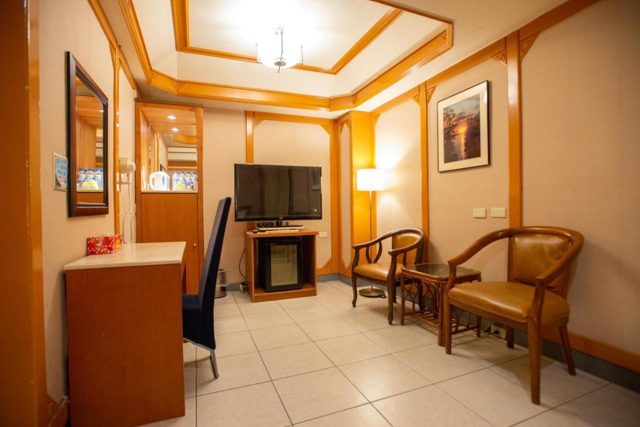 Hua Guo Hotel 지룽 외부 사진