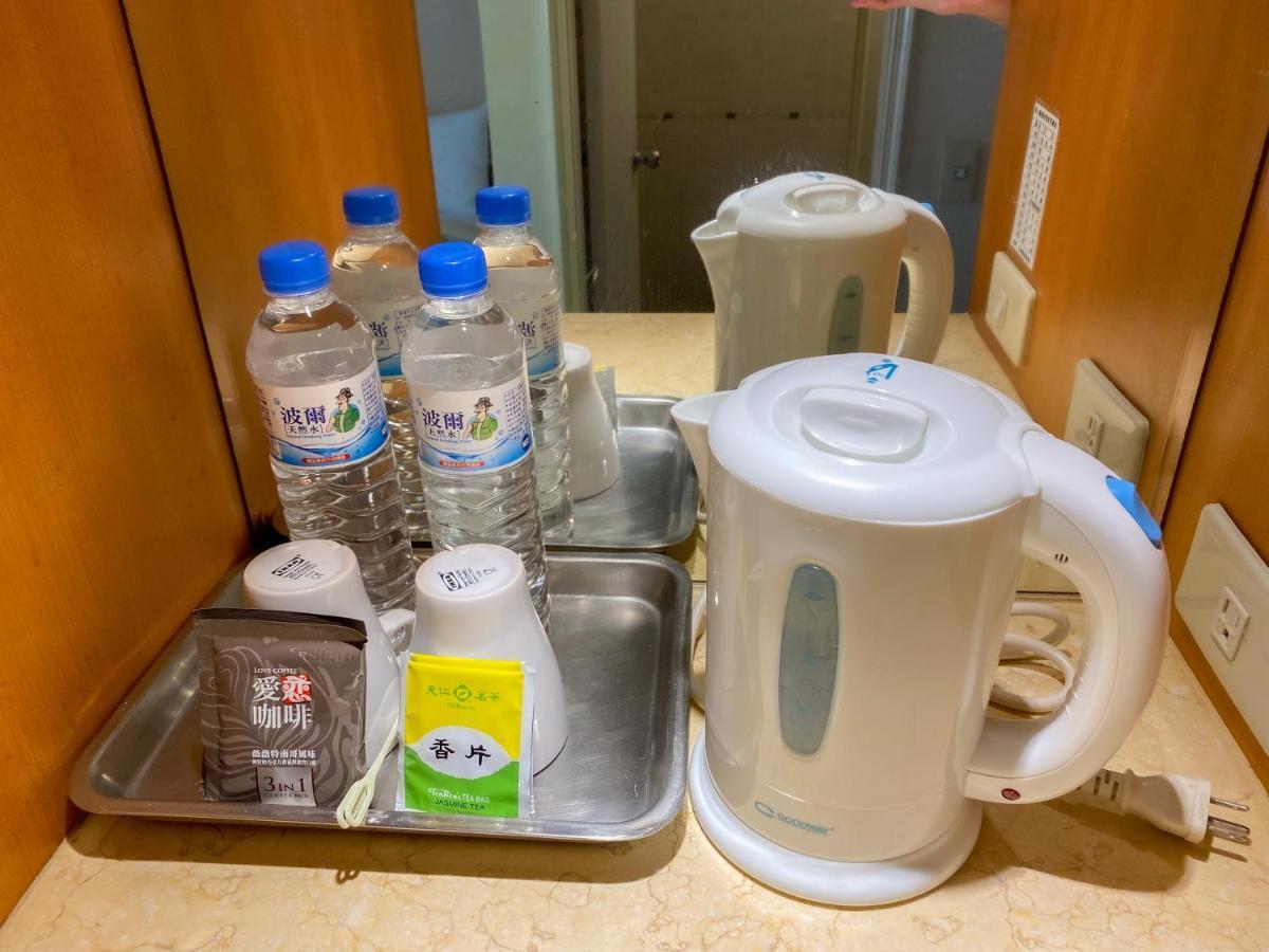 Hua Guo Hotel 지룽 외부 사진