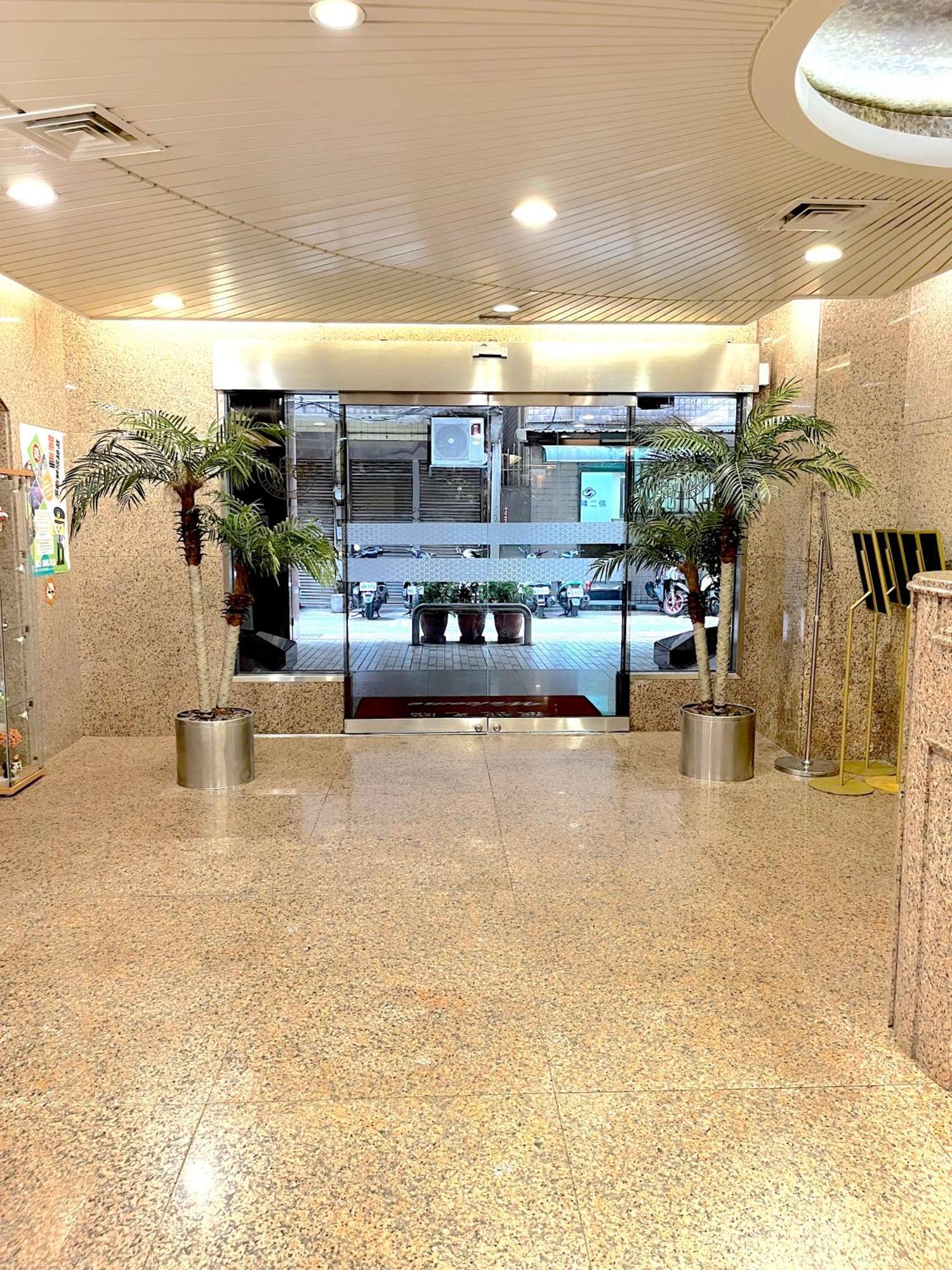 Hua Guo Hotel 지룽 외부 사진