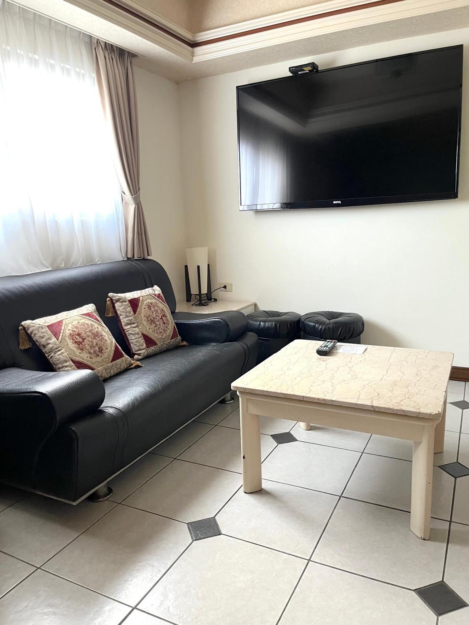Hua Guo Hotel 지룽 외부 사진
