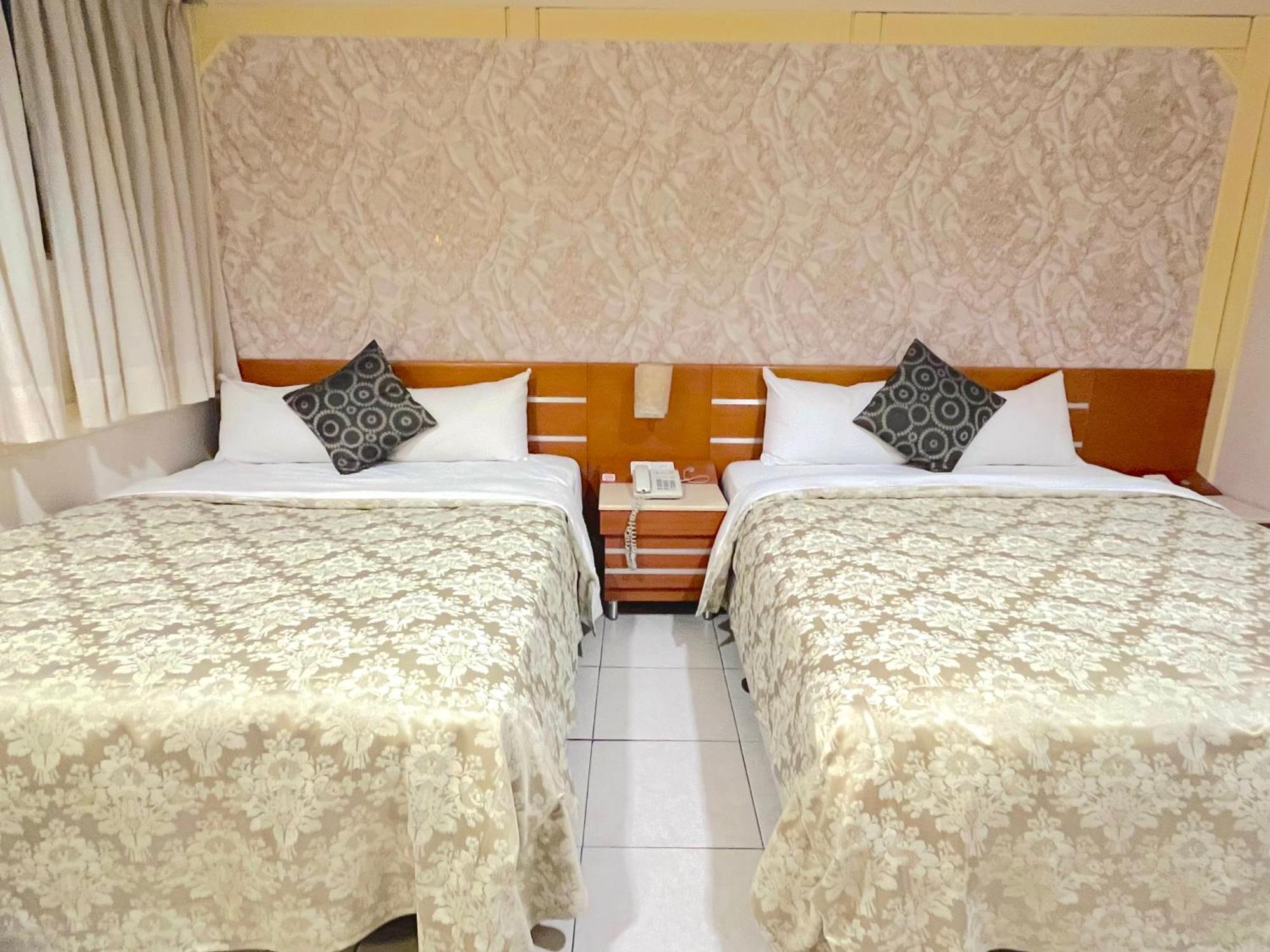 Hua Guo Hotel 지룽 객실 사진